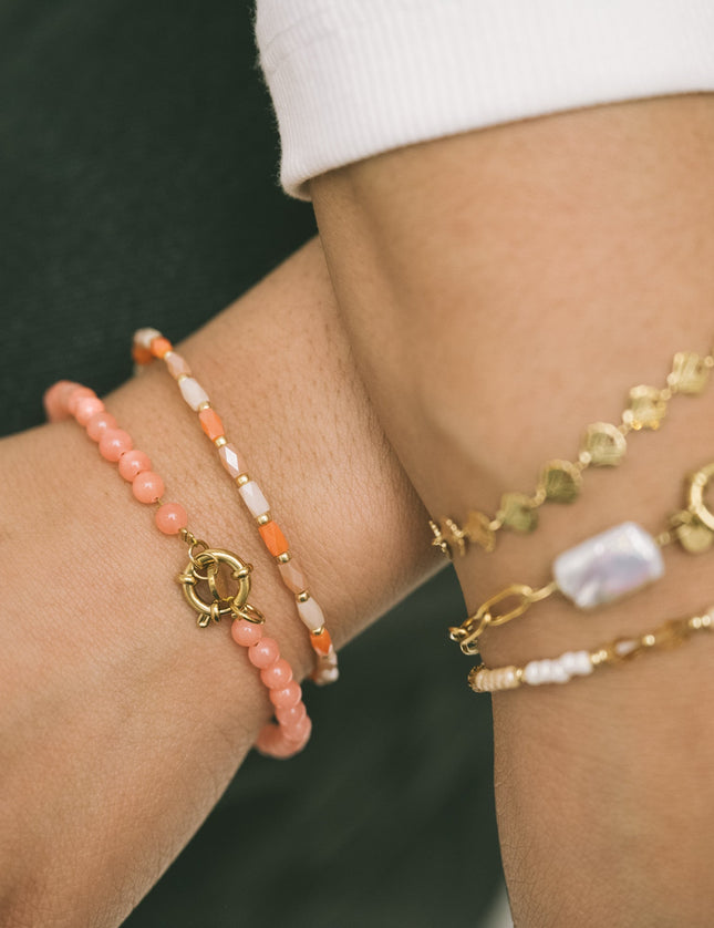 Bracelet Pastel Pink Beads Gold - Things I Like Things I Love