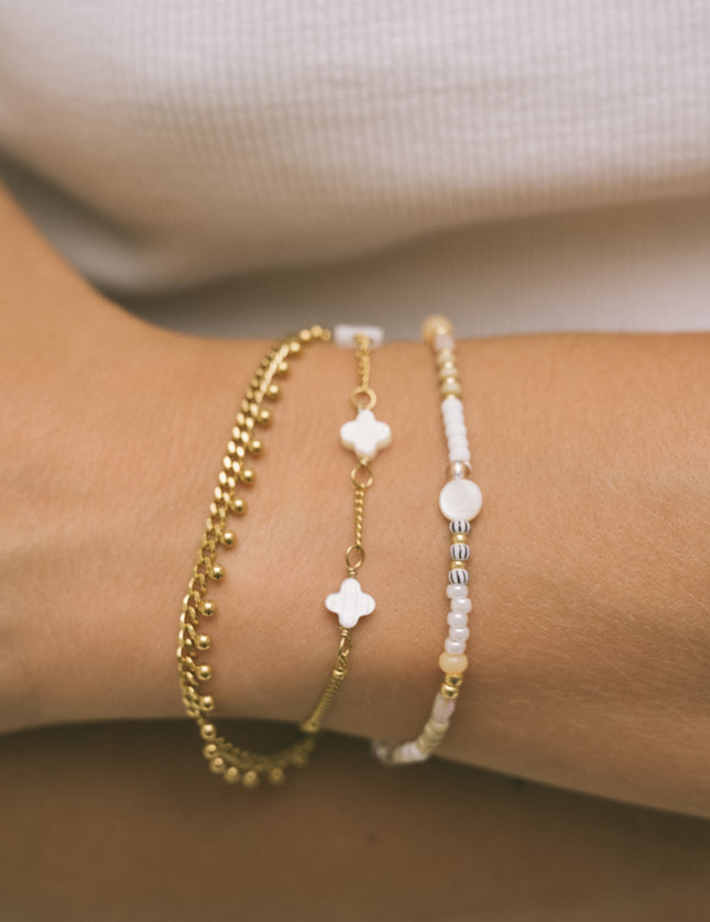 Bracelet White Clover Gold - Things I Like Things I Love