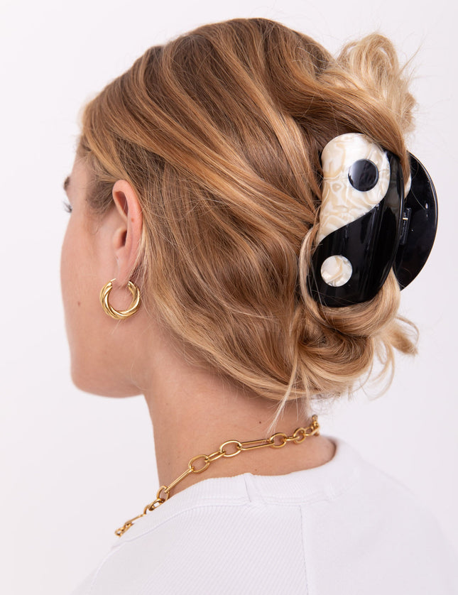 Hair Claw Clip Yin Yang Black - Things I Like Things I Love