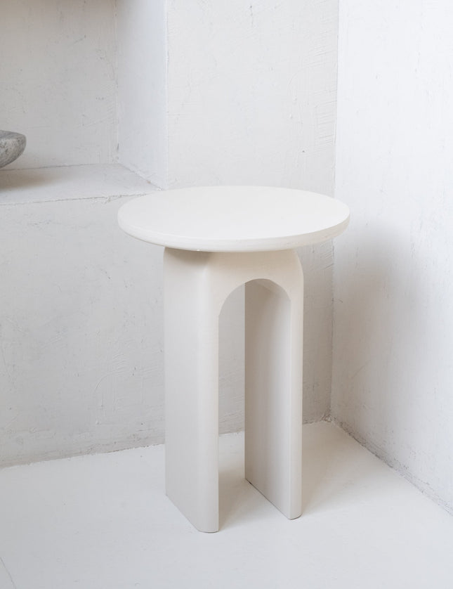 Side Table Organic Off-White - Things I Like Things I Love