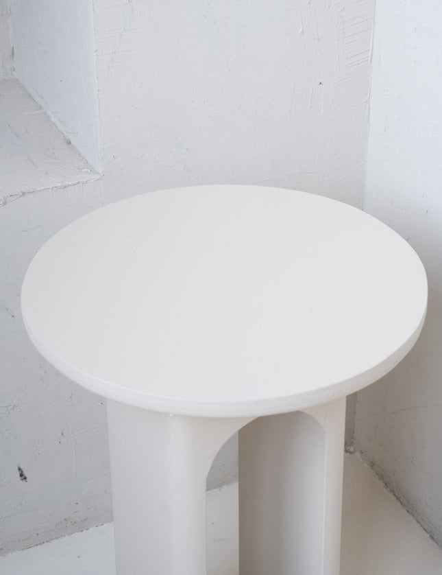 Side Table Organic Off-White - Things I Like Things I Love