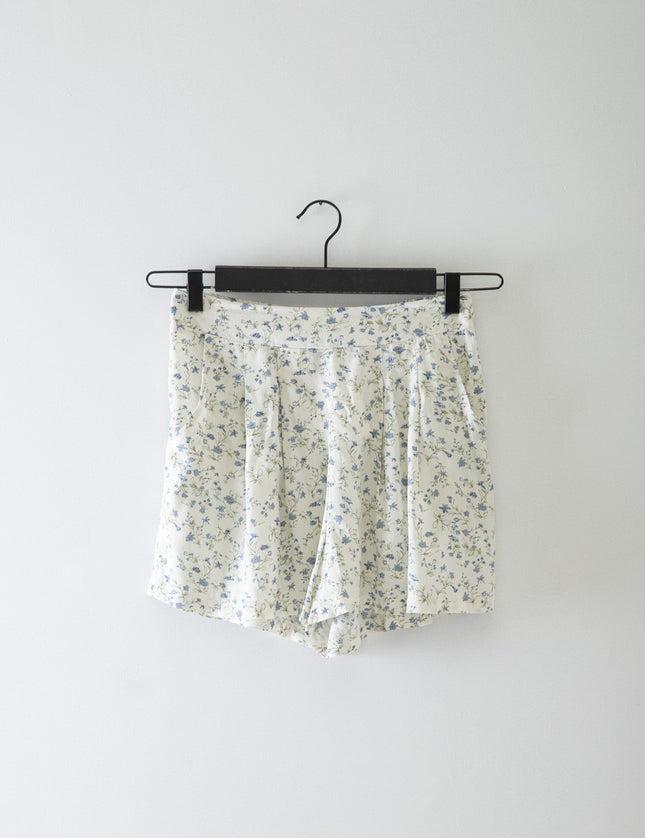 TILTIL Olive Short Print Light Blue - Things I Like Things I Love