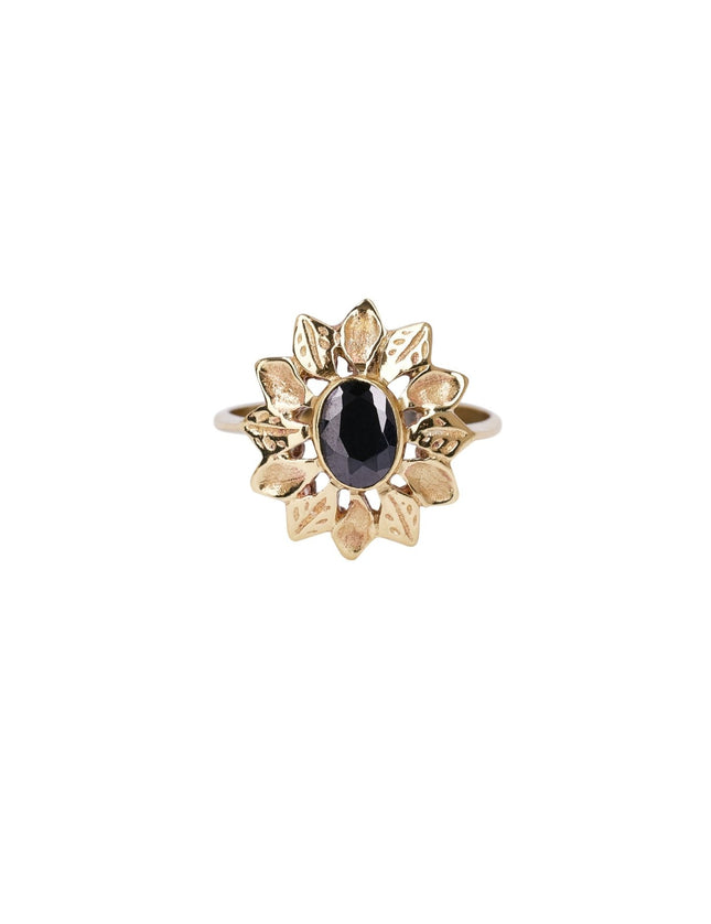 Ring Onyx Vintage Flower Gold - Things I Like Things I Love